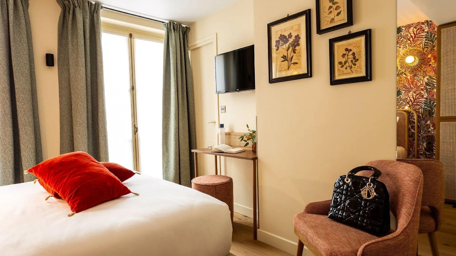 Hotel Bonsoir Madame