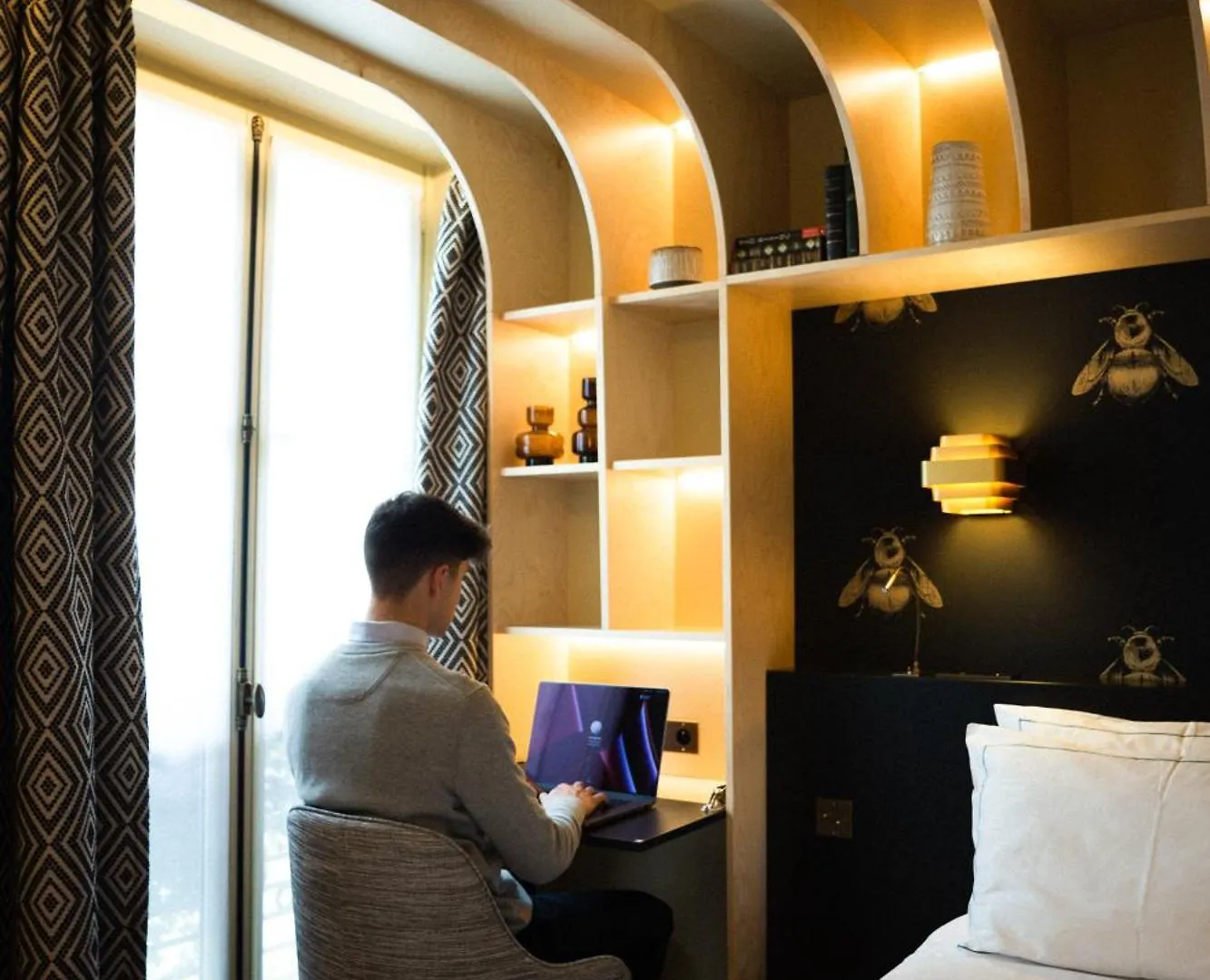 Bonsoir Madame Hotel 4*